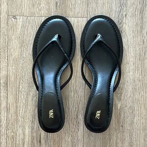 Zara Black Flip Flop Minimalist Kitten Heel